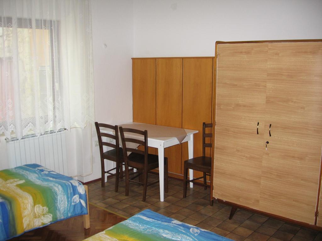 Guest House Roze Ilirska Bistrica Eksteriør bilde